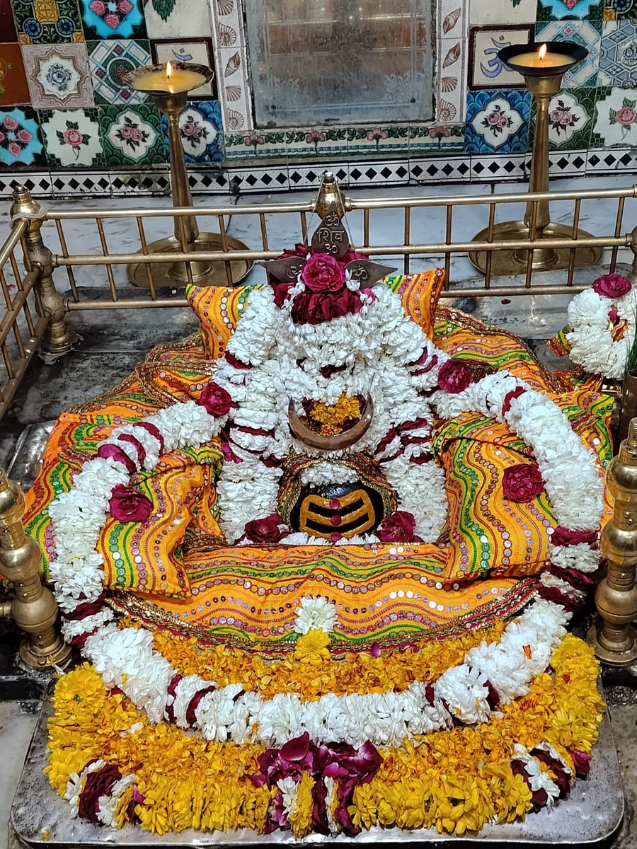 aboutManish's tweet photo. जय बाबा श्री ताड़केश्वर नाथ संध्या झांकी दर्शन जयपुर राजस्थान 13.02.2026
#TVKVijay
समाजवादी पार्टी
#FreeServiceAtHome
Matru Pitru Pujan Diwas
#SooraraiPottru
विकास यात्रा https://t.co/17vzWv6X0P