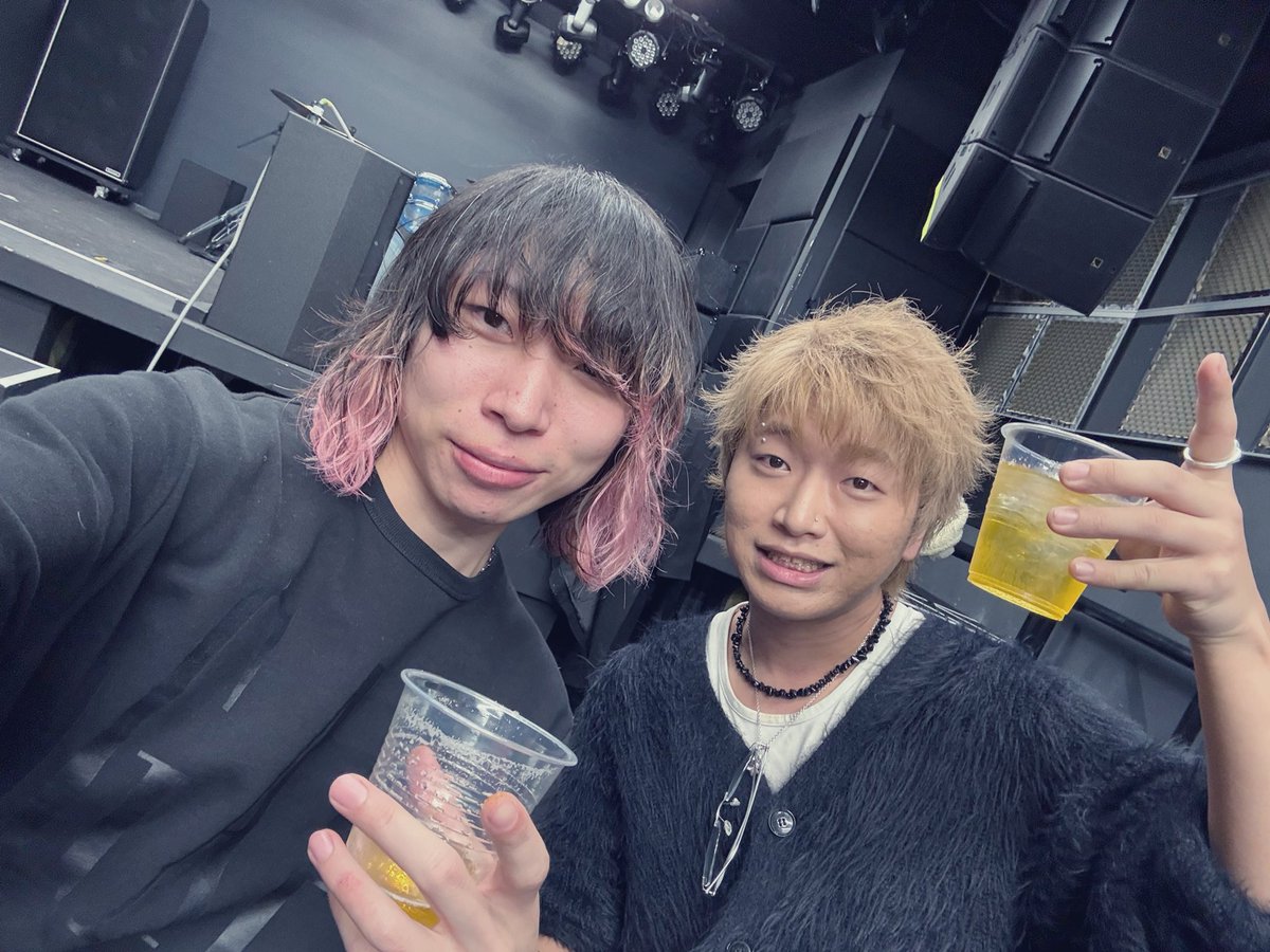 オオシロユイ tweet media