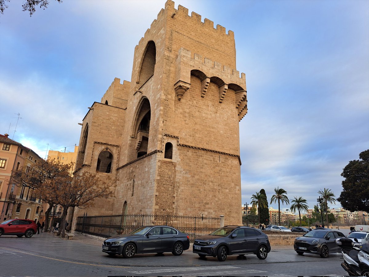 <a href="/mjosecatala/">María José Catalá</a> No li digau res. Només rt, a veure si ella a soles cau en el compte.