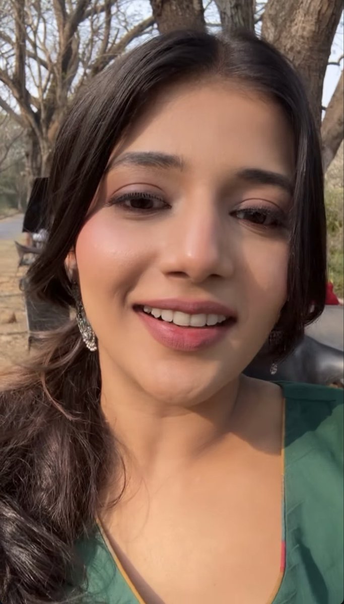 Gorgeous girl ❤️
So another trip coming up, means more content 💃🏻
#SamridhiiShukla #AbhiraSharma #yrkkh