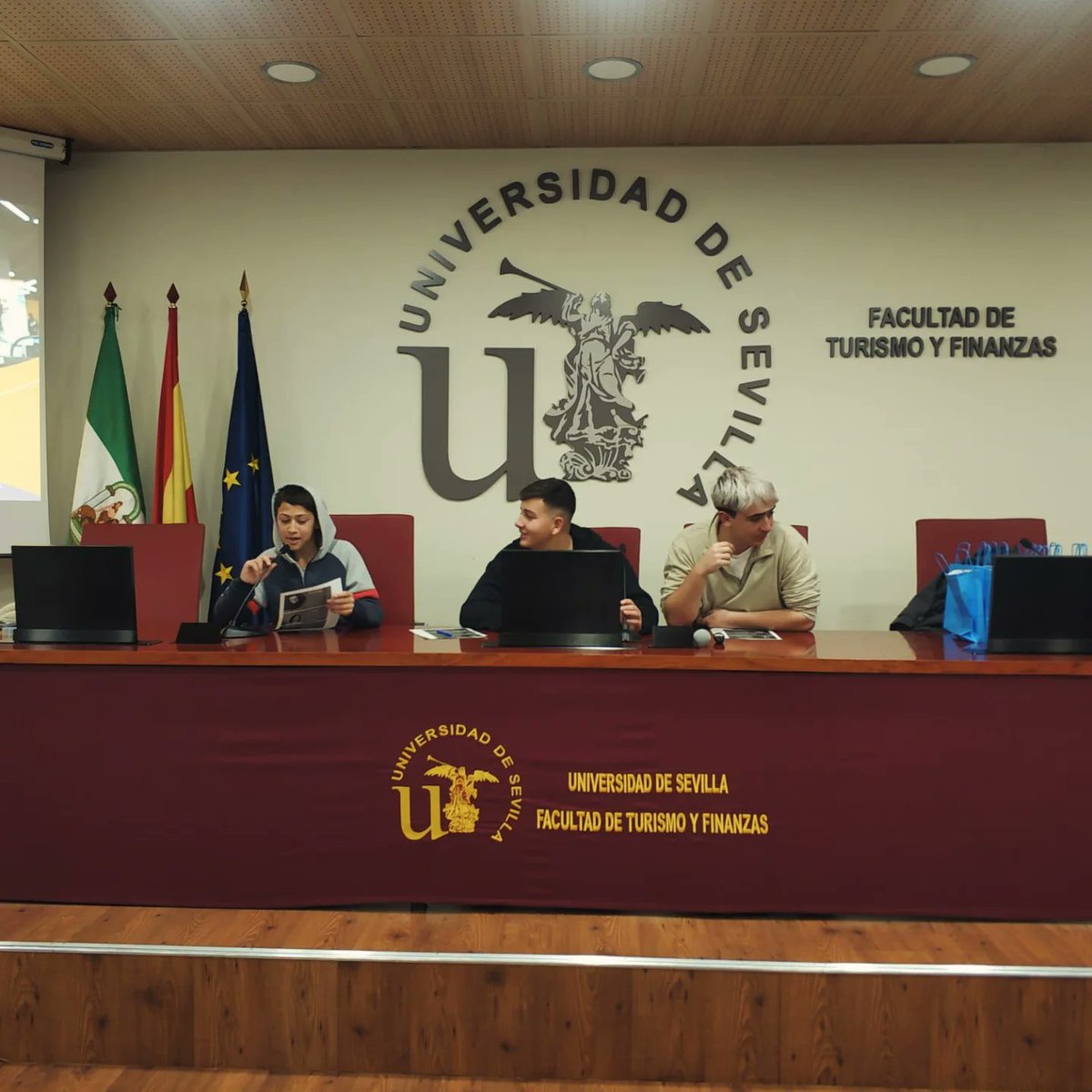 Asociación Entre Amigos tweet media