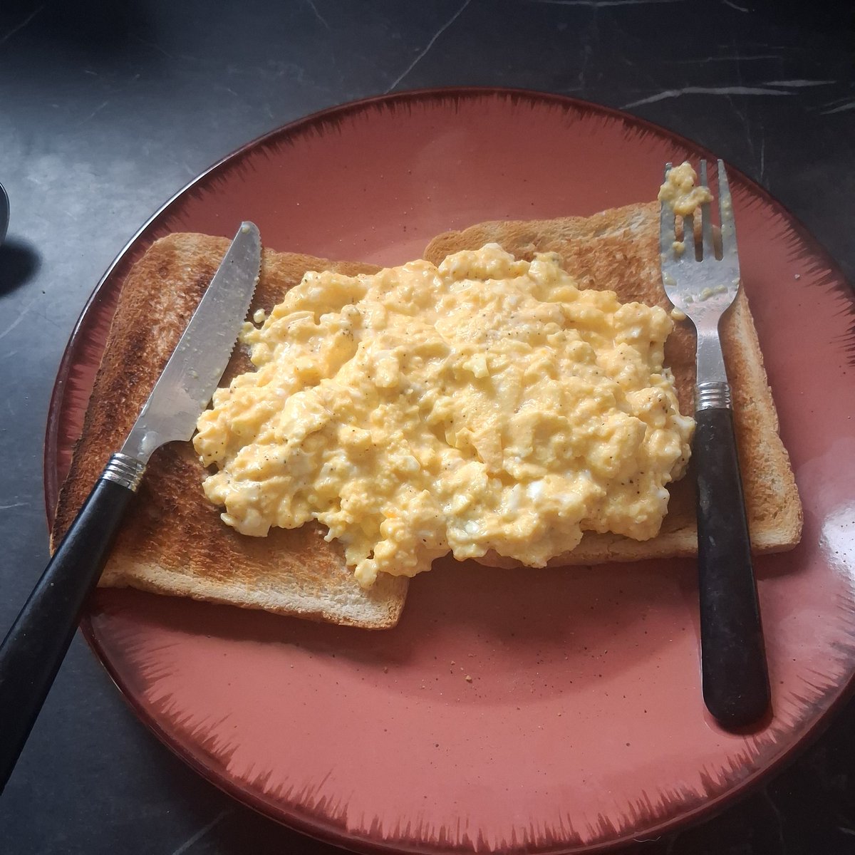 ninjakirby1969's tweet photo. I made scrambled eggs #cooking #cookingtwt #food #foodtwt #merzbow #japanoise #scrambledeggs https://t.co/4VS1Xa7cHd