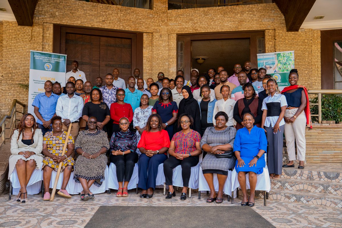 africacsid's tweet photo. Final day of the #NGCCAP workshop in Mount Kenya & Aberdare.
Over 3 days, we shared powerful ideas, genuine dialogue & strong calls for gender inclusion and equitable resource sharing.
@ndcpartnership @gender_ke @EnviClimateC_Ke https://t.co/Jeu0EaDjkP
