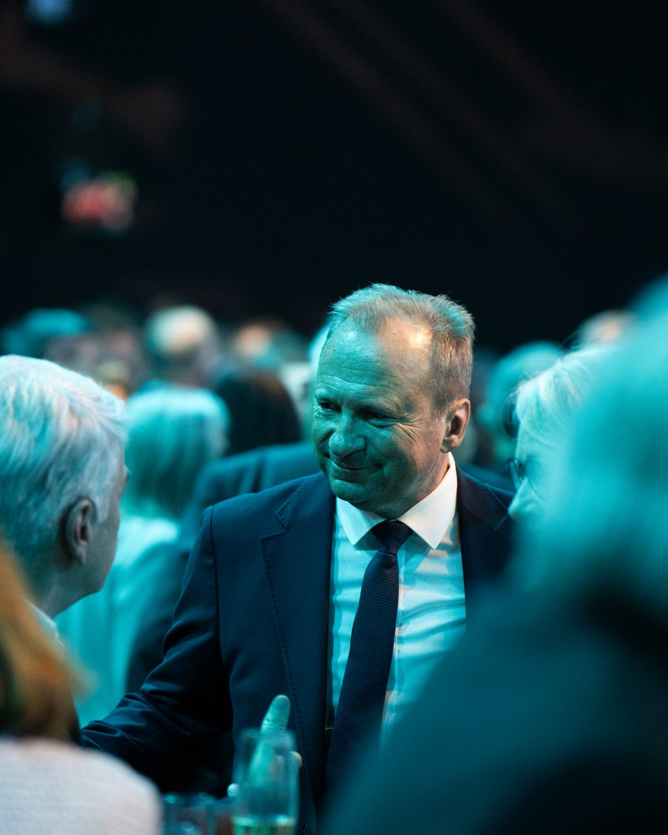 Gilles Roth tweet media