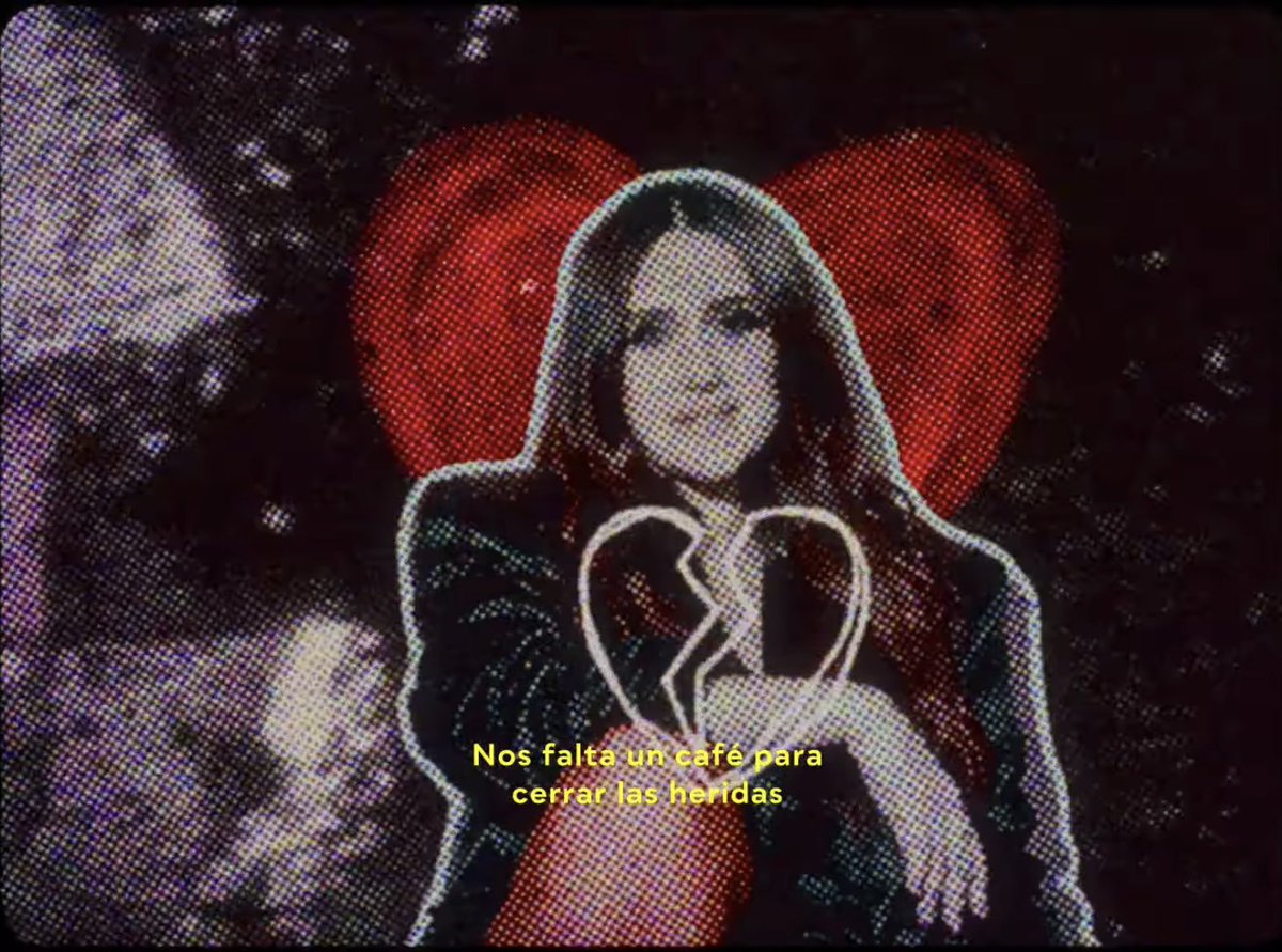 PopLoop_'s tweet photo. Dulce María publicó “Casi algo”, una canción que llega como antesala a su retiro temporal de los escenarios para dedicarse a la llegada de su segundo bebé.

➡️ https://t.co/1OZYU8nQDh https://t.co/Jxp6yYAShr