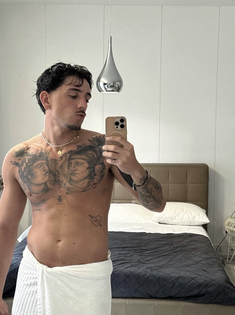 Angelo tweet media