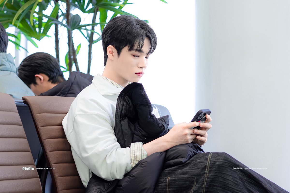 260208 ICN출국 HQ

#김희수 #KIMHEESOO 
#더윈드 #THEWIND #The_Wind