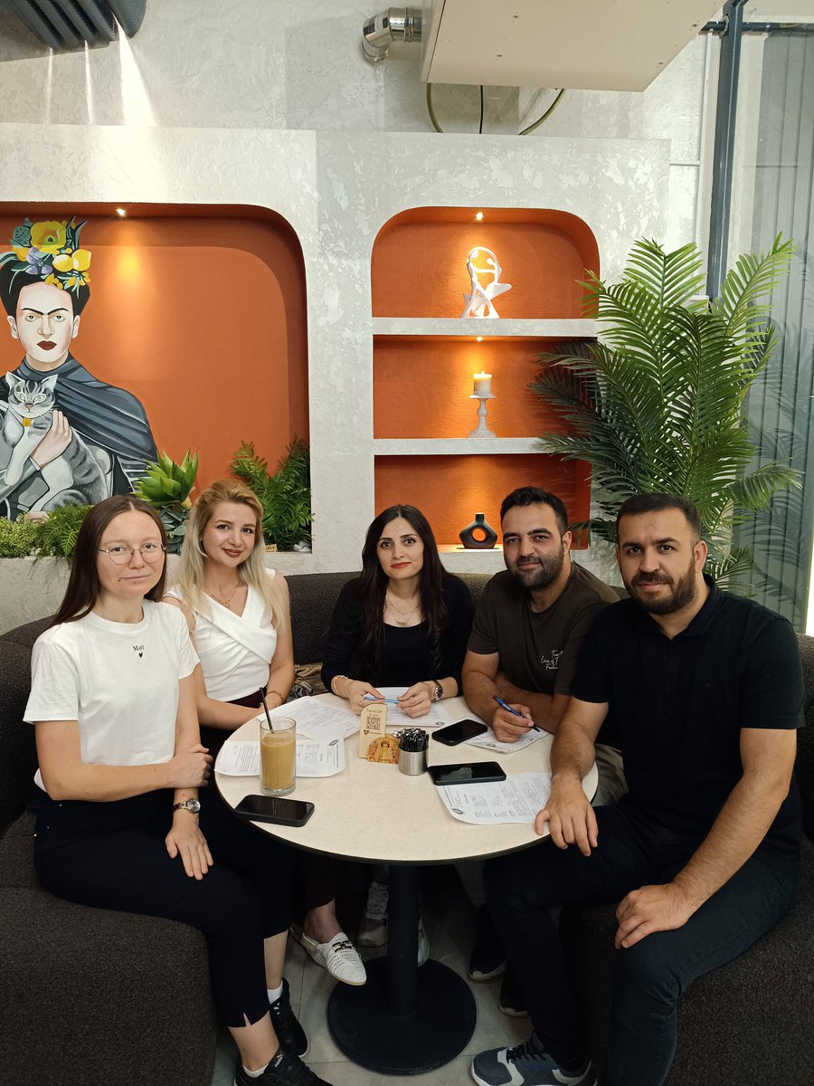 ParhadNevsehir's tweet photo. Paramedik ve Hastane Öncesi Acil Tıp Derneği ( PARHAD )  4. Dönem Nevşehir İl Yönetim Kurulumuz ilk toplantısını gerçekleştirdi. Üyelik formları dolduruldu. Yapılacak olan ziyaretler ve sosyal etkinlikler hakkında fikir alışverişi yapıldı. 

Birlikte Varız , Birlikte Güçlüyüz ! https://t.co/tR5CQeLwn5