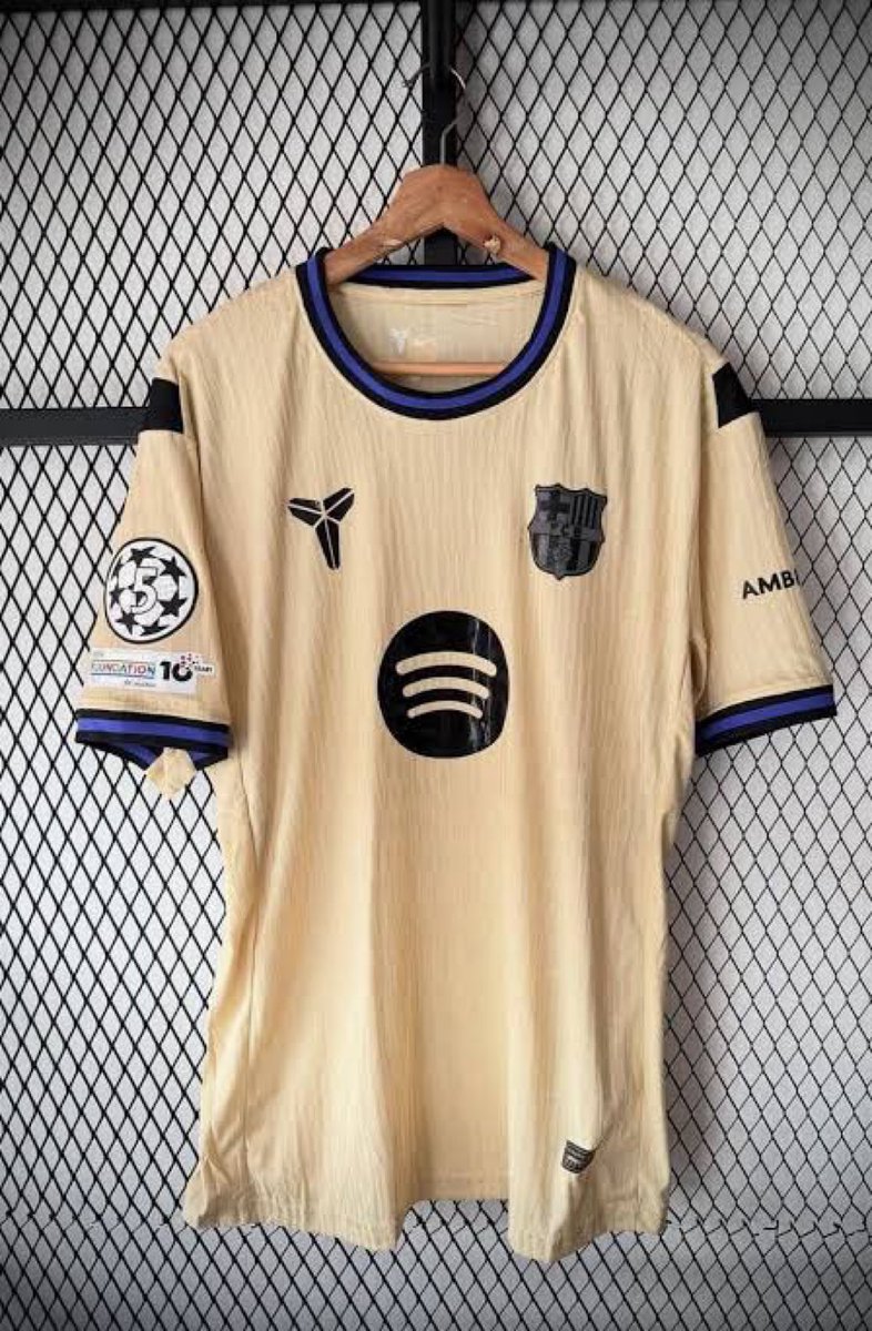 Esta es la peor equipación de la historia del fútbol.
