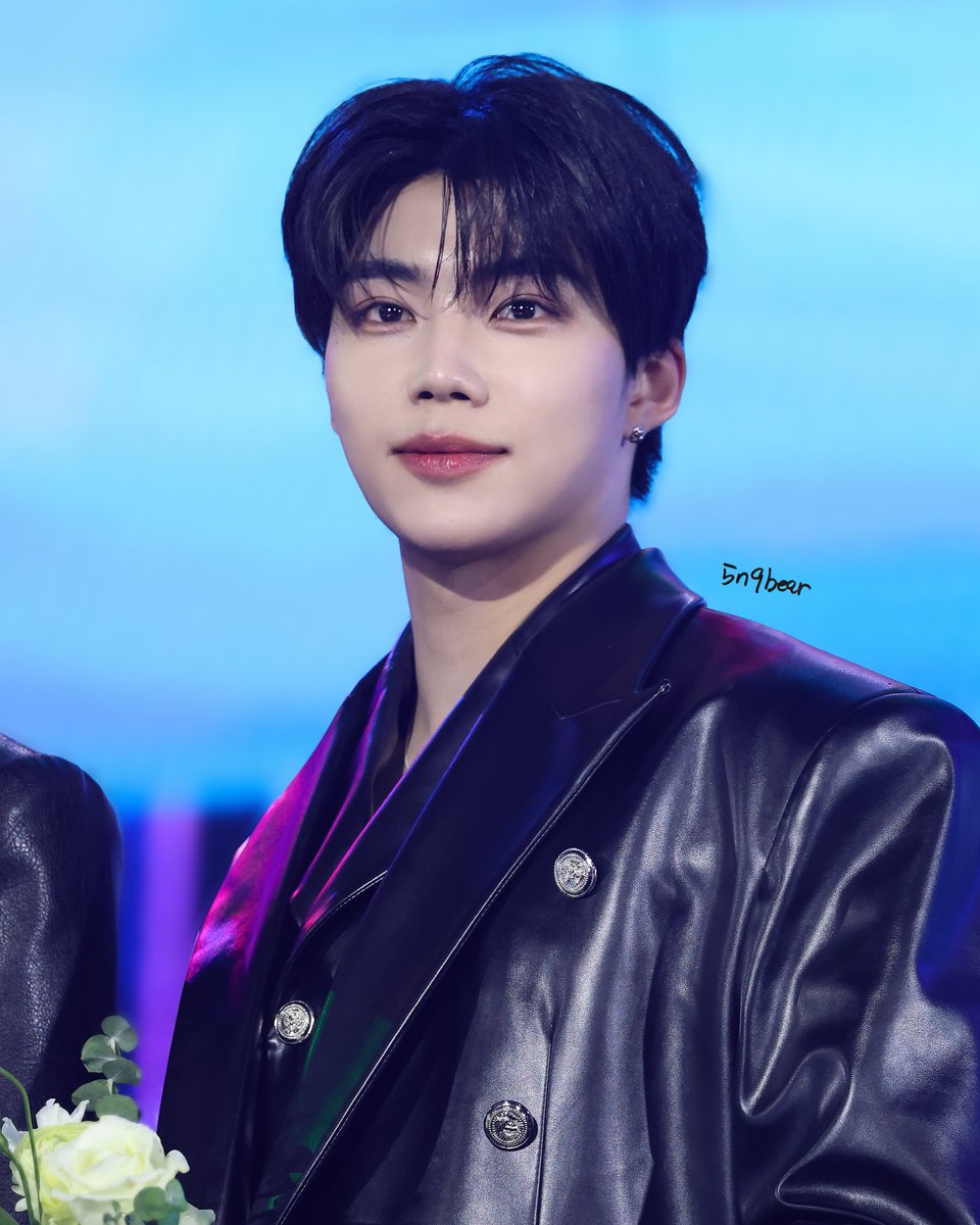 260211  디어워즈2026

#박건욱 #PARKGUNWOOK #朴乾煜 #ZB1 #ZEROBASEONE #제로베이스원 #パクゴヌク