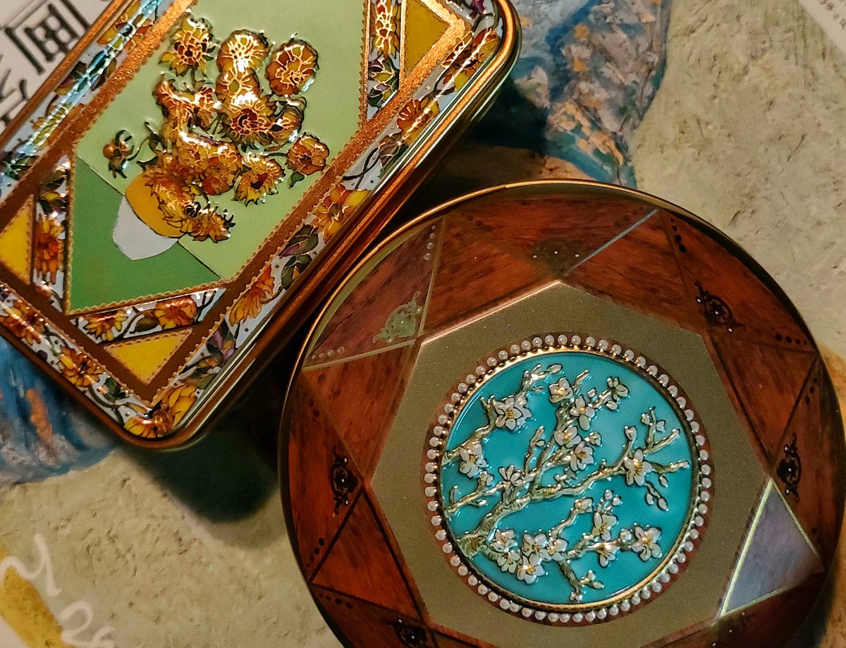 ゴッホ展行ってきちゃった…😚 この缶がほしくて んもぉ〜かわいいーー