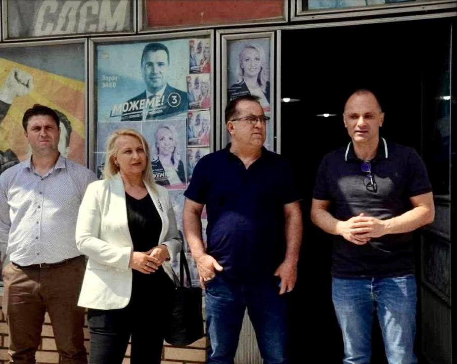 Д-р Таќи tweet media