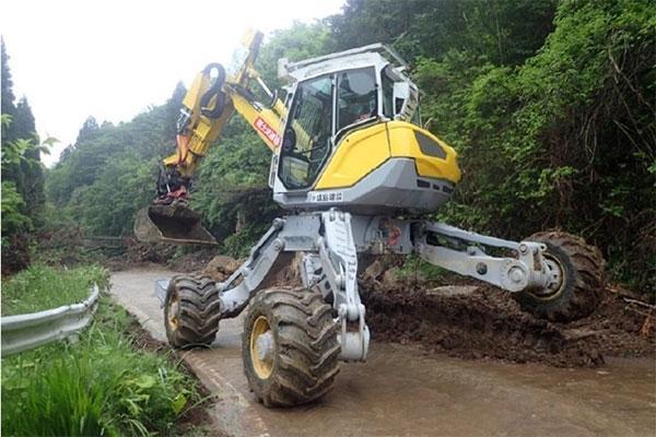 newswitch_'s tweet image. 急斜面など自力移動…国交省が活用推進、4脚4輪走行式油圧ショベル「スパイダー」の実力 ニュースイッチ by 日刊工業新聞社 | #ニュースイッチ newswitch.jp/p/48345?utm_te…