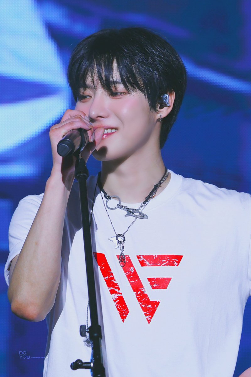 260208 O! NEW E!volution Ⅴ’
#원위 #ONEWE #용훈 #YONGHOON

좋아한단 말만 마음 속에 담아 ⊹˚. ♡