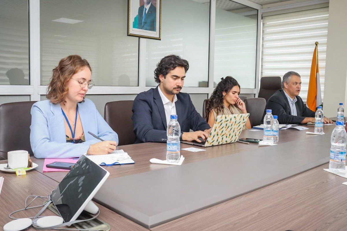 SepcimAEM tweet media