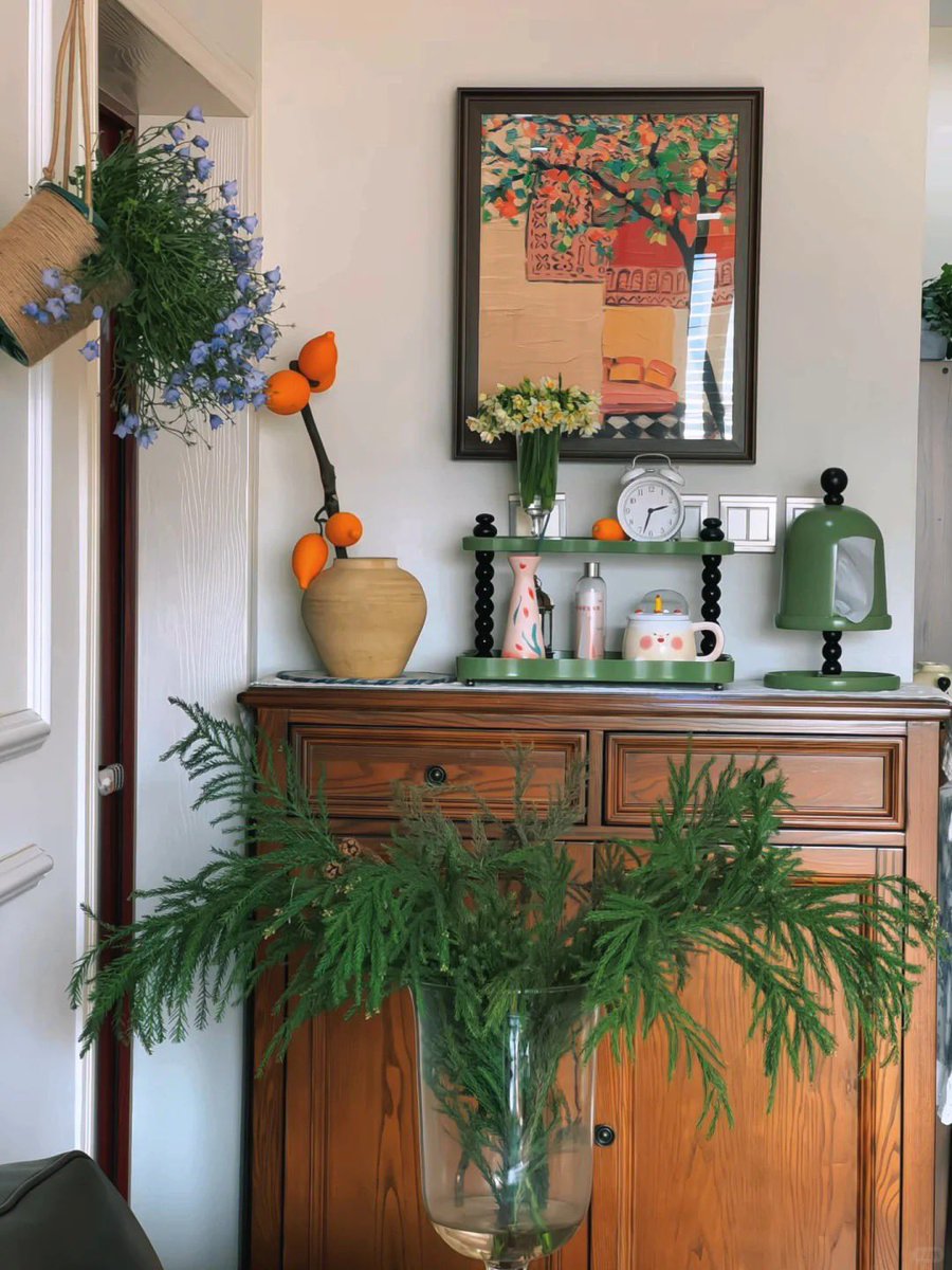 Not everything needs to be white and empty to look “aesthetic”