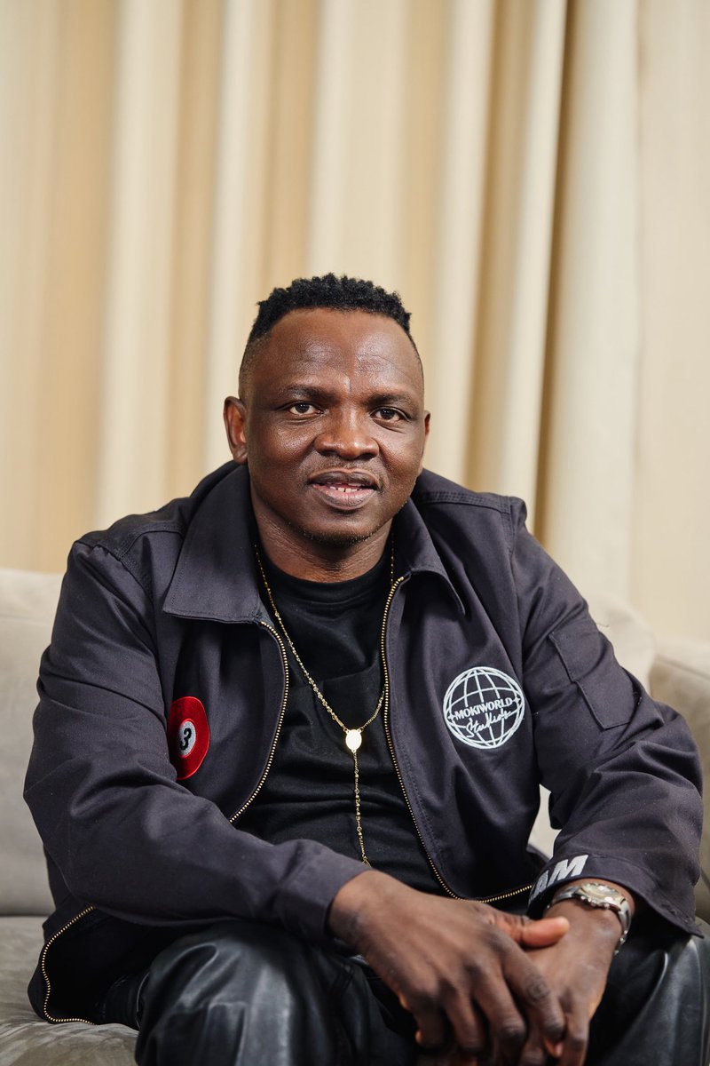 djkabila's tweet photo. https://t.co/3qw8QrYgzg

Had a chat with @dakrooks off the record and the @Zkhiphani check it out✨✨ https://t.co/7izfSj1sjk