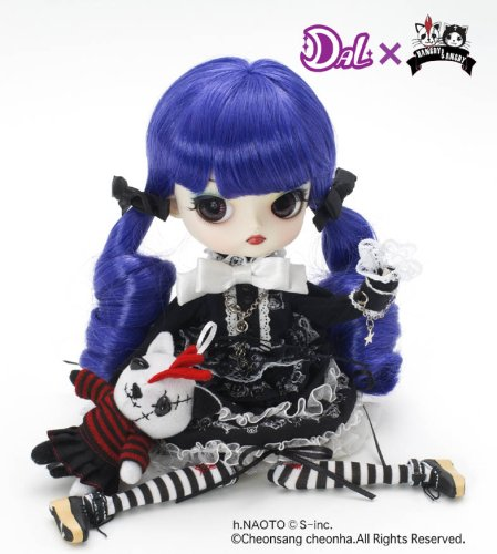 the pullip adjacent doll of the day is dal angry ! she was