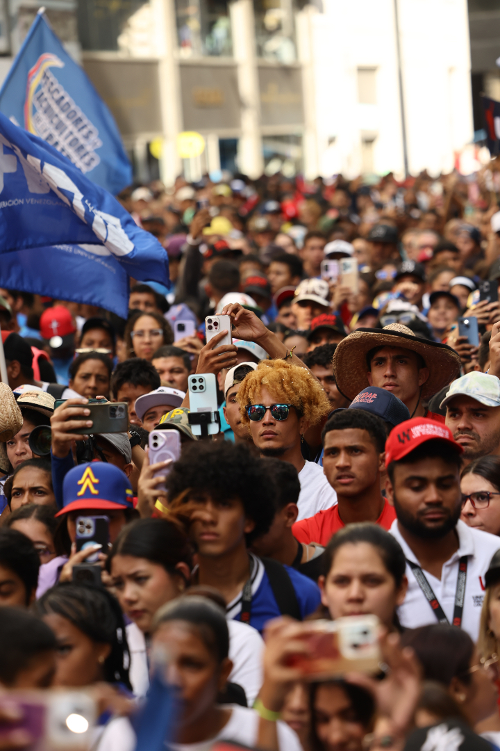 Nicolas Maduro Guerra tweet media