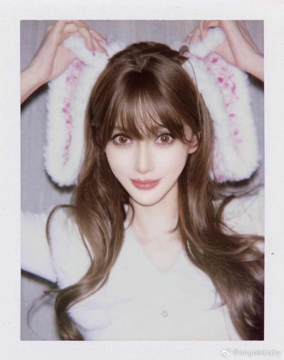 2/13 #アンジェラベイビー (#楊穎） Weibo 🆙 画像 1/2 #Angelababy