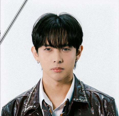 surreal beauty talaga jah. gwapo, maganda, dreamlike, demi-god? maygahd! 😩

JUSTIN VISA CONCEPTPHOTO
<a href="/SB19Official/">SB19 Official</a> #SB19 
#VISA #SB19VISA #SB19_JUSTIN