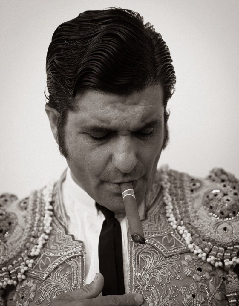 Bueno señores, es viernes, disfruten del fin de semana.