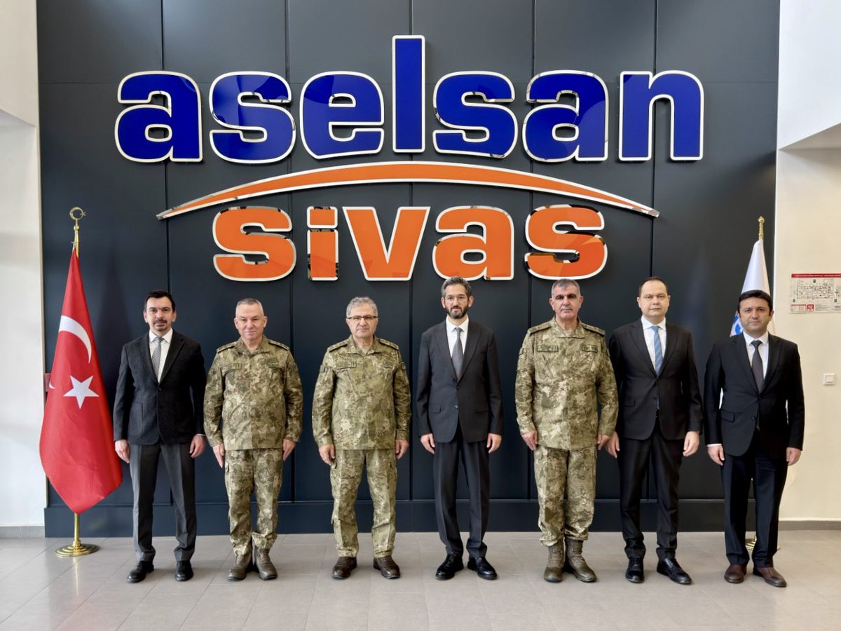 Kara Kuvvetleri Komutanı Sn. Org. Metin TOKEL, Kara Kuvvetleri Eğitim ve Doktrin Komutanı Sn. Korg. Gültekin YARALI ve Sivas 5. Piyade Eğitim Tugay Komutanı Sn. Tuğg. Zeynel Abidin ALPTEKİN, Sivas merkez yerleşkemizi ziyaret ederek çalışmalarımızı yerinde inceledi.

Ziyarette