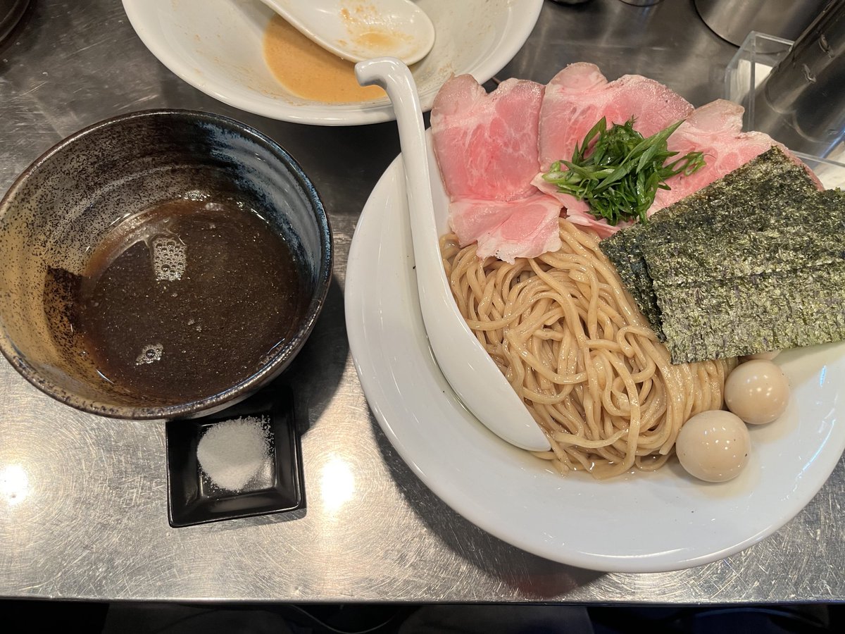 ymd_______r's tweet photo. 2/12
今年初のさんじ😭😭
帆立の卵クリーミーバターとつけ麺をいただきました😭14周年おめでとうございます！！！

美味しい、、、、
引っ越してからあまり来れなくて悲しい、、 https://t.co/15GqagHrco