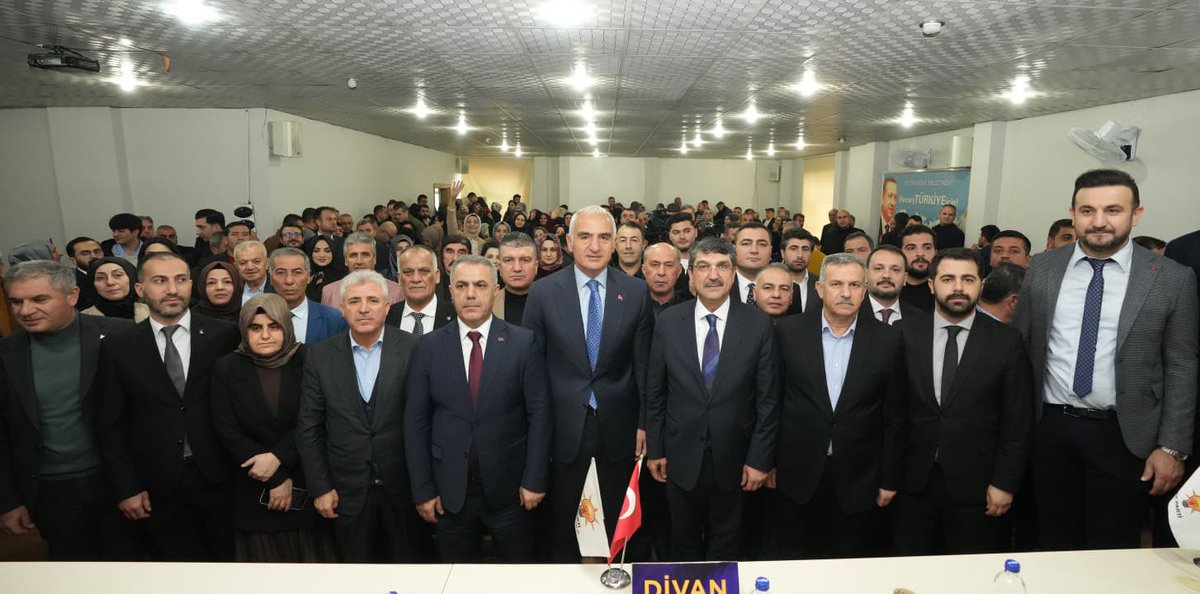m_mujdeci's tweet photo. Şubat Ayı Daraltılmış İl Danışma Meclisi Toplantımızı; Kültür ve Turizm Bakanımız Sn. @MehmetNuriErsoy , Milletvekilimiz Sn. @fnasiroglu , İl Başkanımız Sn. @SansiHuseyin ve kıymetli teşkilat mensuplarımızın katılımıyla gerçekleştirdik.
#mehmetnuriersoy https://t.co/ArOEFcSajl
