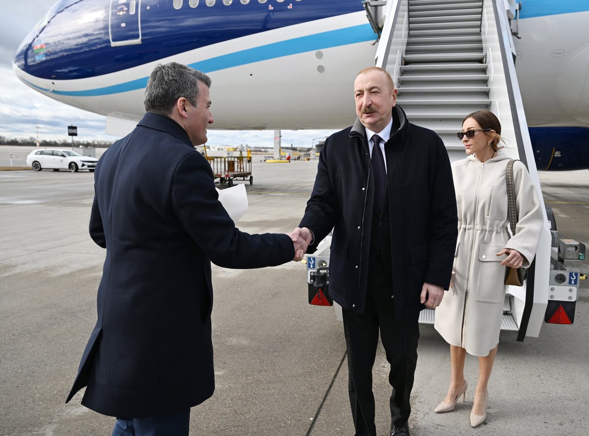 Prezident İlham Əliyev Almaniya Federativ Respublikasına işgüzar səfərə gəlib.

president.az/az/articles/vi…