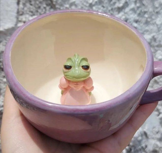 heart_jpg's tweet photo. tangled mug 🐸☀️ https://t.co/6qvmRjySnE
