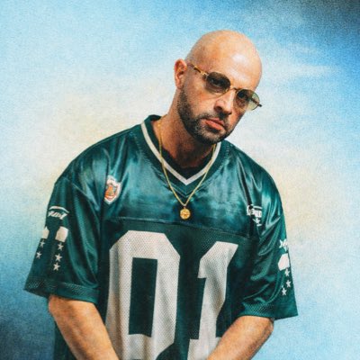 DJOVERULE's tweet photo. #NovaFotoDePerfil https://t.co/hqk0PfXrmU