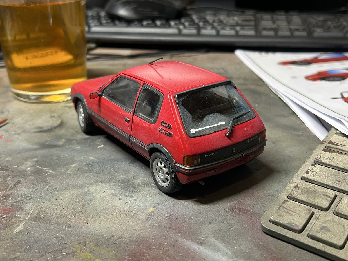 Simon Williams tweet media