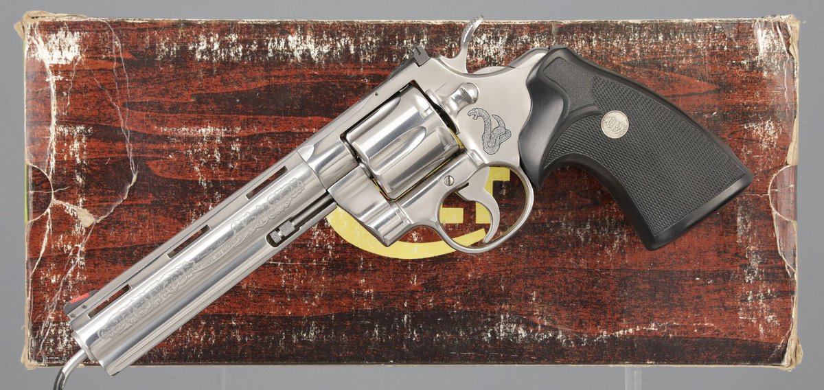 The Colt Python Silver Snake was a Colt Custom Shop limited edition model made in stainless steel. Only 250 of these Custom Shop revolvers were made making them a sought after item for Colt aficionados.
revivaler.com/colt-custom-sh…