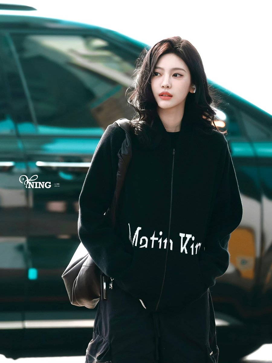 yizhuo1st's tweet photo. 260213 ICN 

📸: YNing_言寧 

#NINGNING #닝닝 #宁宁 #หนิงหนิง https://t.co/MvvajmBjE2