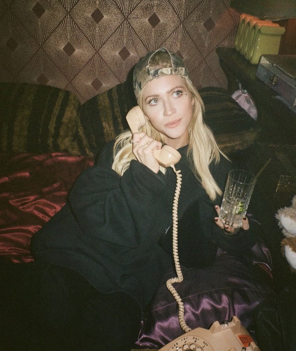 malin akerman, you are so incredibly lucky