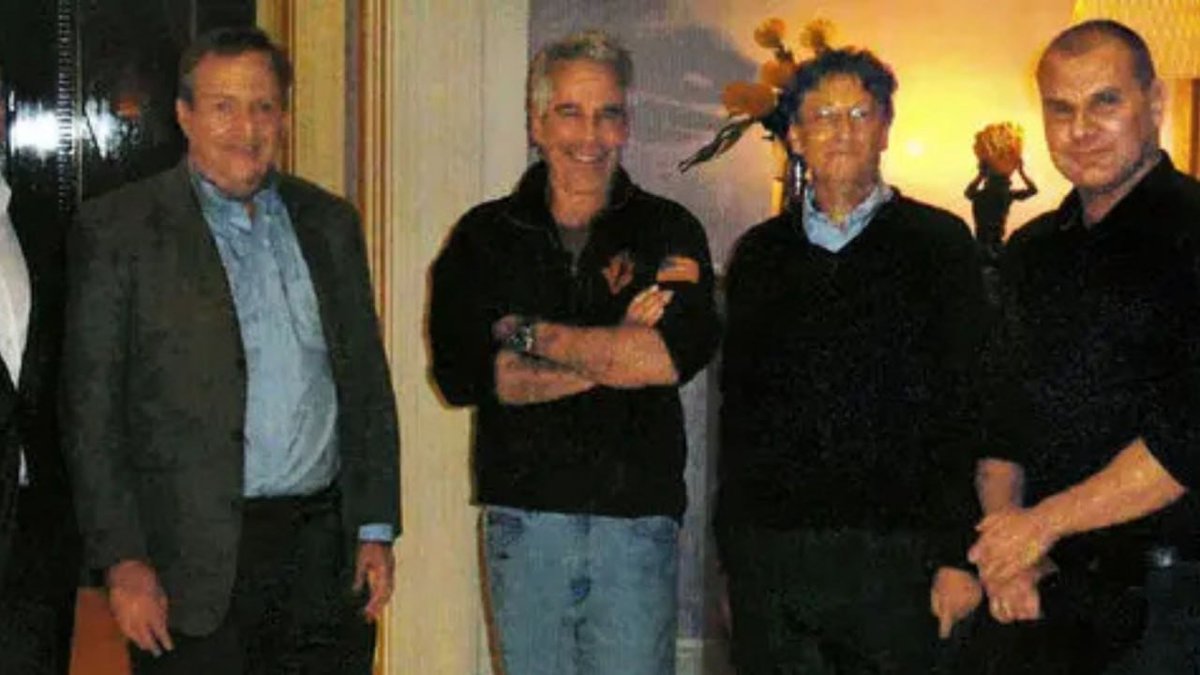EXCLUSIVO: COMO EPSTEIN E GATES PLANEJARAM UM IMPÉRIO DE 100 BILHÕES EM DOIS ANOS ATRAVÉS DE UMA PANDEMIA
(Artigo de terça-feira, 13 de fevereiro de 2026)

Bill Gates deveria ser preso imediatamente na melhor das hipóteses, ou condenado à morte, em se comprovando o conteúdo das