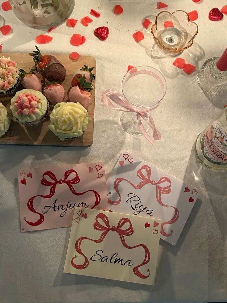 lassybees's tweet photo. galentines day 🩷 https://t.co/QAiSueq75J