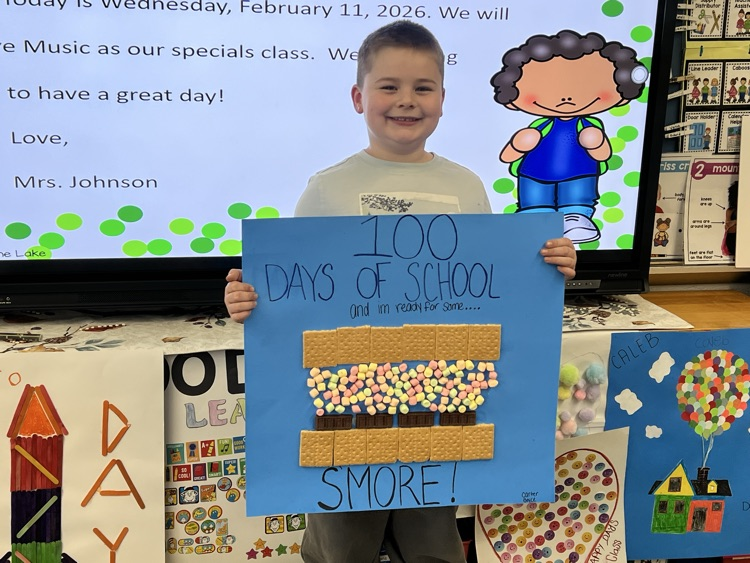 KeyportSchools's tweet photo. Our students loved presenting their 100th Day of School projects! They counted to 100 and proudly showcased their creativity! https://t.co/xsBzuISbd6