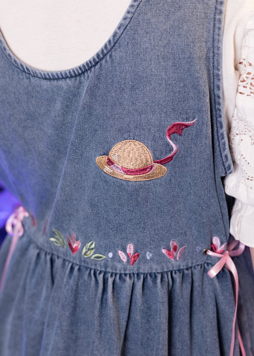 knockthrice's tweet image. 4 detail shots 🔍
{💕from our heavy burden collection💫}