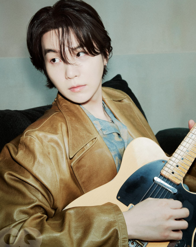 About Music tweet media