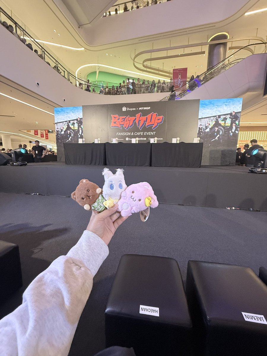 ป้าฟริน ม่าพอใจ 
#ShopeexNCTDREAMEvent