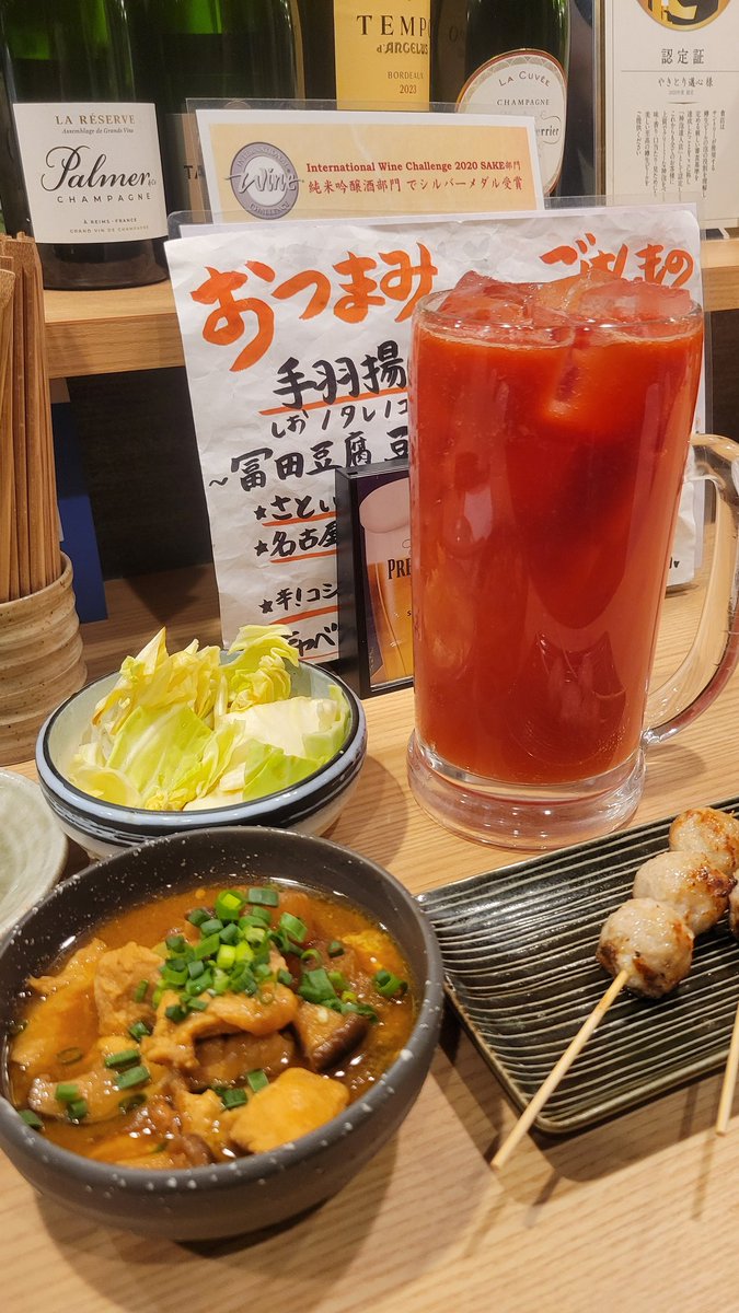zeroinfinite00's tweet photo. マジで感動した‼️
ひらてるのにチョーな肉厚のハツ‼️
ガツンと鳥の旨みが強いつくね‼️
口に含んですぐ崩れる程煮込まれてホロホロになった鳥煮込み‼️
どれを注文してもハズレ無い‼️
マジ最高‼️

 #茶屋ヶ坂  #焼き鳥  #居酒屋 https://t.co/jZ0v81ZUJY