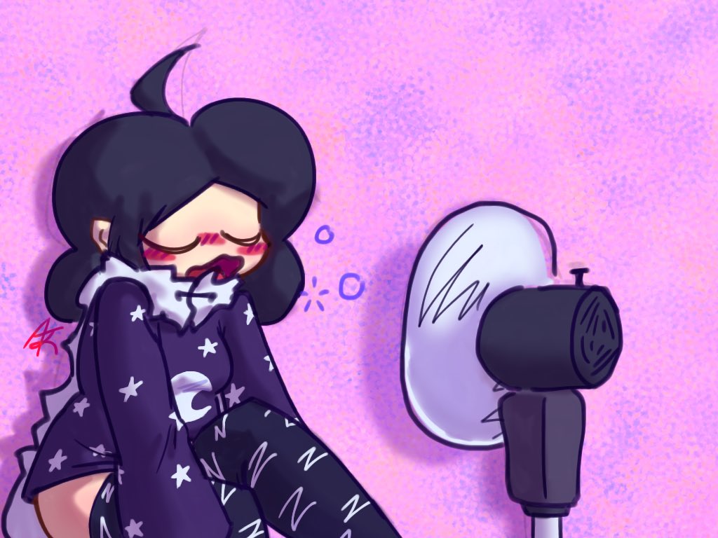 figured i should probably post something here, it's been like a month
so uh, have an old ibispaint doodle!