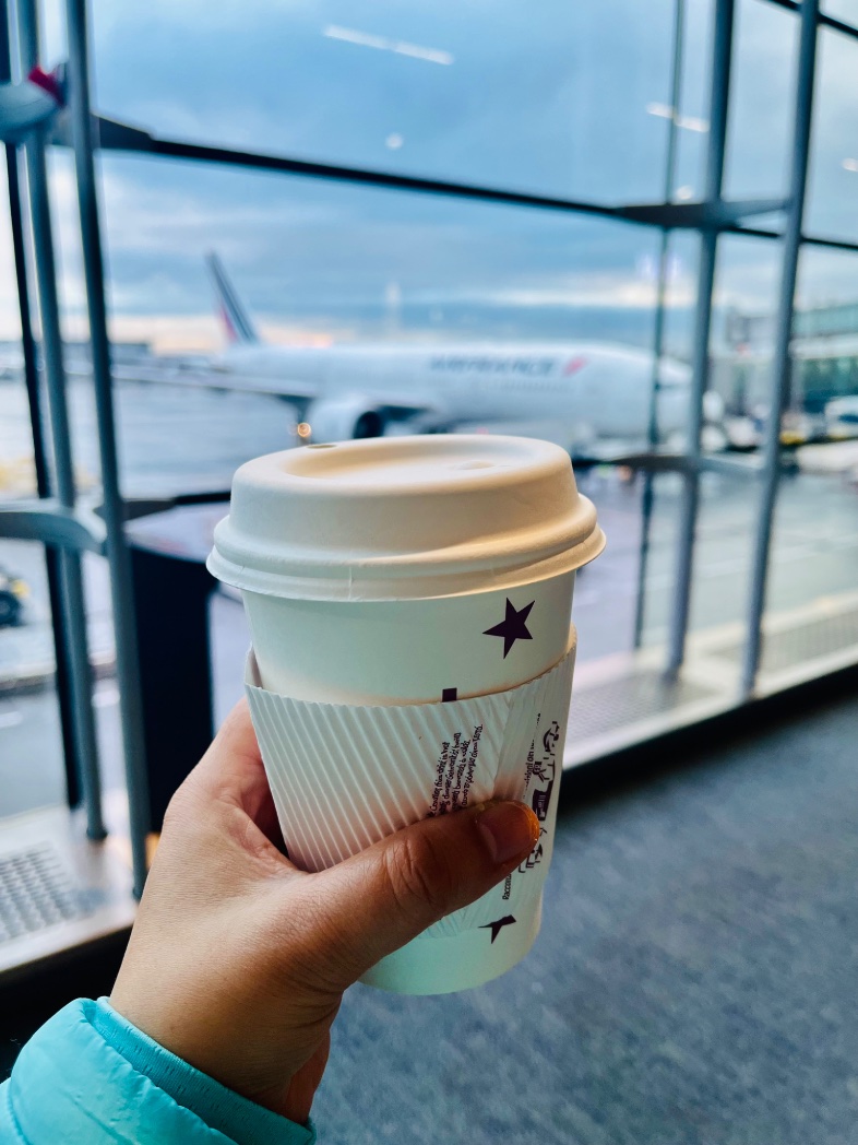 MohuaCares's tweet image. Was in transit through Paris — a buttery croissant and a velvety latte from Pret A Manger turning a brief stop into a beautiful little moment 🥐☕ 🇫🇷 😍😊

#Paris 
#France 
#latte