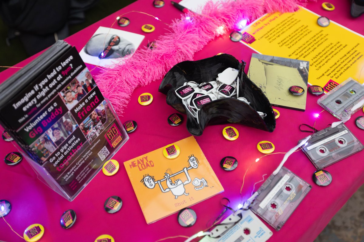 Victoria Waller tweet media