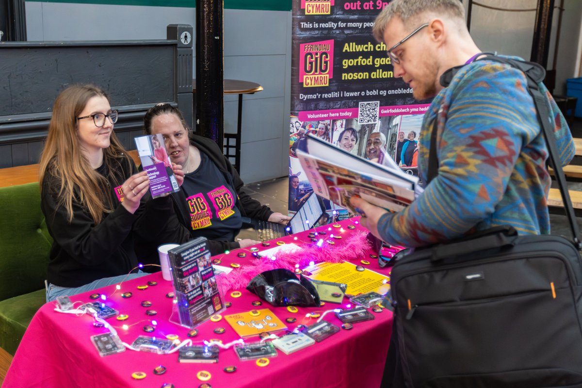 Victoria Waller tweet media