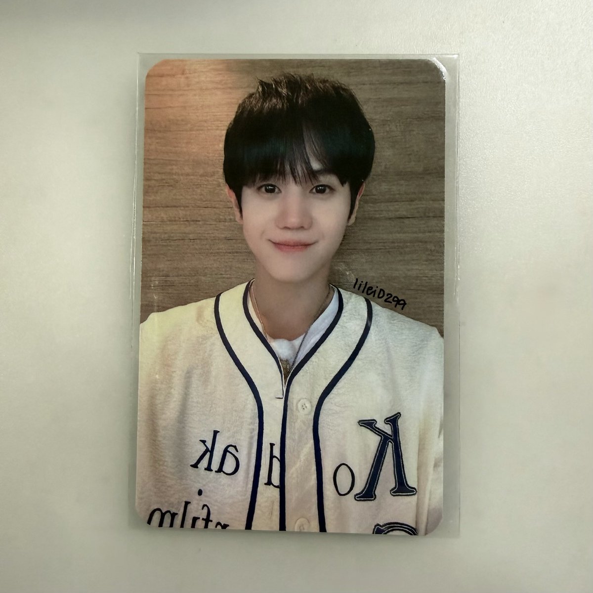 lilei0299's tweet photo. ꒰ wts | lfb | ph | ww ꒱

HIGHLIGHT Ride or die in manila exclusive photocard version b (yoseob)

- 500php ($9) + sf
- mod: sdd, jnt, dhl, ems
- mop: gcash, paypal

dms open 💌

🏷 b2st pc yang yoseob 양요섭 포카 양도 open ww intl https://t.co/UAtiI7nBS9