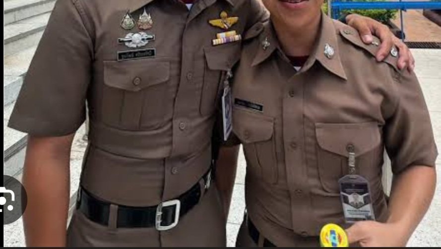 yinyin_anw's tweet image. วาดให้ตัวเล็กลงได้ไหมครับ คนละครึ่ง🥹
หาแบบไวๆภาพวาด เว่อกว่าตำรวจจริงเยอะเลยคับ😂