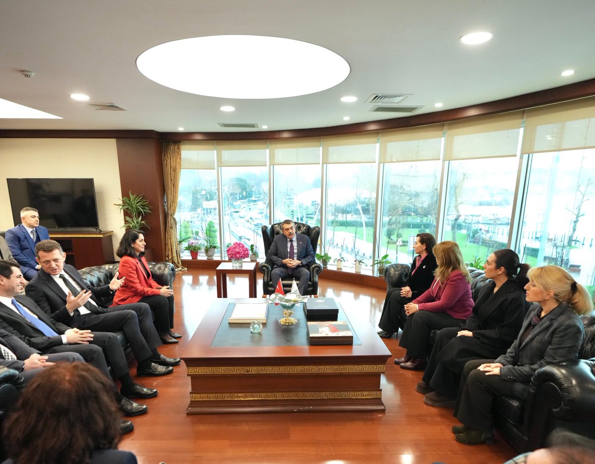 📍 İstanbul 

Beykoz Belediye Başkanlığımızı ziyaret ederek kıymetli Belediye Başkan Vekilimiz Sayın Özlem Vural Gürzel'den ilçemizde gerçekleştirilen eğitim çalışmalarına dair bilgiler aldık.

Ayrıca Beykoz Eğitime Destek Derneğince okul öncesi eğitim alanında hizmet vermesi